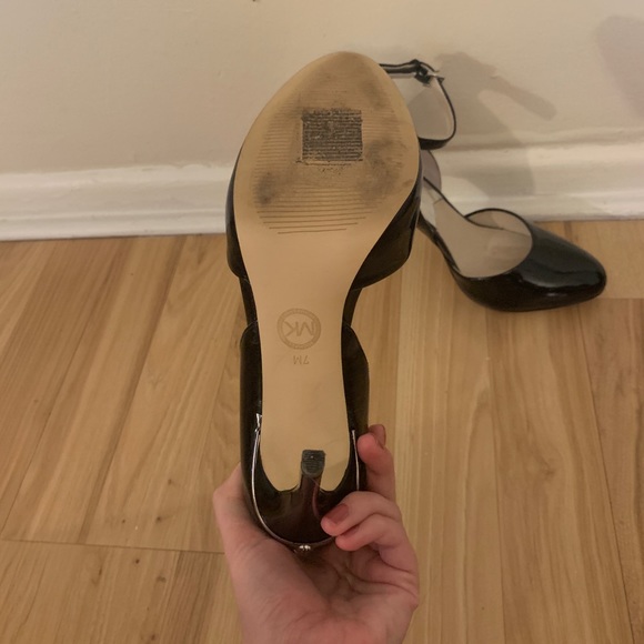 Black Micheal Kors ankle strap heels - Picture 5 of 8